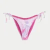 Braguita de bikini atrevida con ribete de estilo croché y lazo lateral