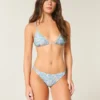 Braguita de bikini atrevida con tirantes dobles