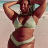 Braguita de bikini Cheekiest de pierna alta con ribete