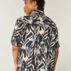 Camisa de mezcla de lino con estampado de peces tropicales