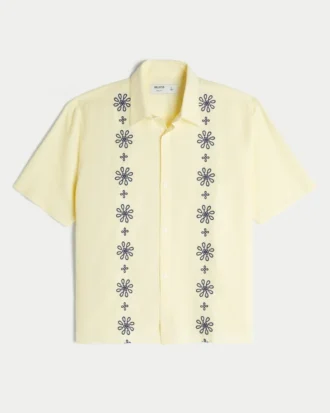 Camisa estampada de manga corta y corte cuadrado.