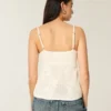 Camiseta babydoll con cuello halter y estilo bordado fácil