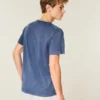 Camiseta con cuello en V