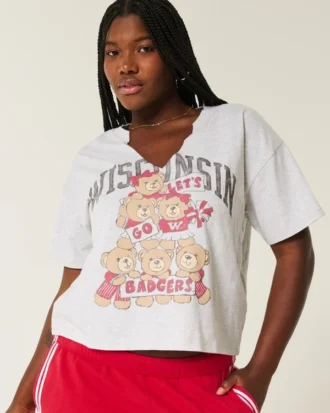 Camiseta con estampado y cuello en V de los Wisconsin Badgers