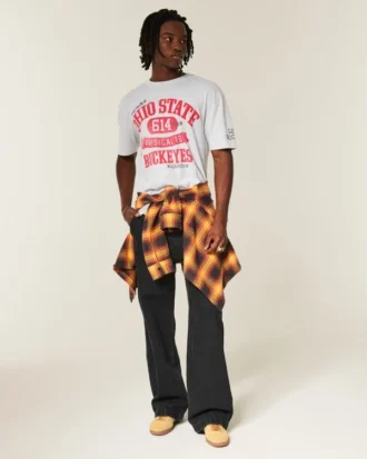 Camiseta con gráfico de los Buckeyes de la Universidad Estatal de Ohio