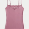 Camiseta con ribete de encaje