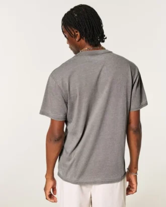 Camiseta de cuello redondo lavada y holgada.
