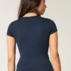 Camiseta de cuello redondo para bebé de tejido elástico suave sin costuras