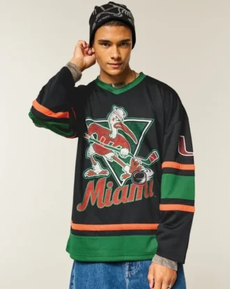 Camiseta de hockey con estampado de los Hurricanes de la Universidad de Miami