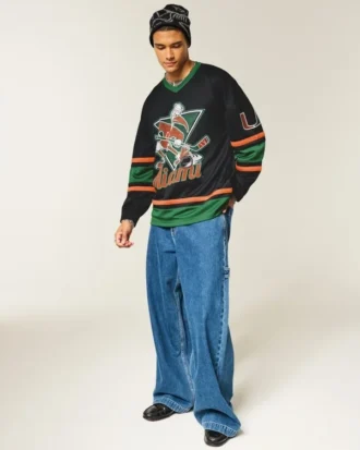 Camiseta de hockey con estampado de los Hurricanes de la Universidad de Miami