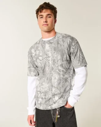 Camiseta de manga corta con estampado de camuflaje, corte recto y tejido grueso