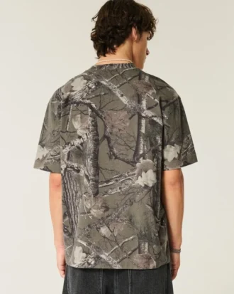 Camiseta de manga corta con estampado de camuflaje, corte recto y tejido grueso