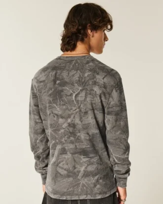 Camiseta de manga larga con estampado de camuflaje y tejido térmico relajado