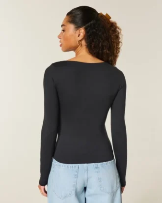 Camiseta de manga larga sin costuras con cuello cuadrado