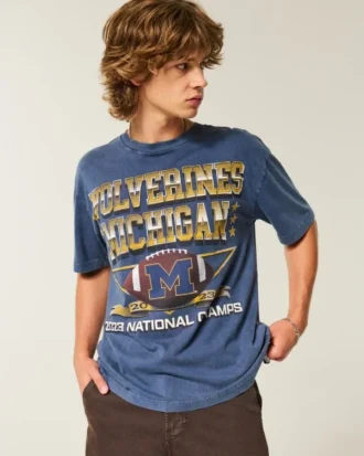 Camiseta gráfica con diseño de los Wolverines de la Universidad de Michigan