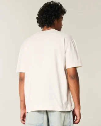 Camiseta gráfica croata de corte cuadrado y tejido grueso