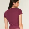 Camiseta gráfica para bebé Naughty But Nice