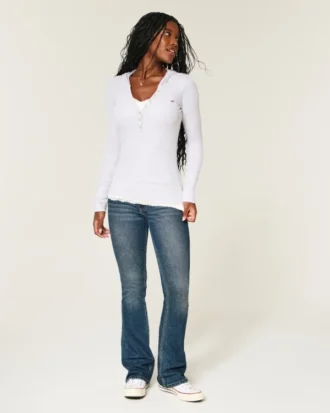 Camiseta Henley de manga larga con capucha