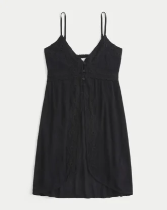 Camiseta larga con detalle de encaje