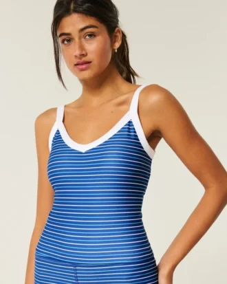 Camiseta sin mangas con puntas Gilly Hicks Active Recharge