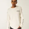 Camiseta térmica con estampado grafiti