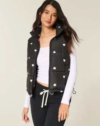 Chaleco acolchado con estampado de corazones