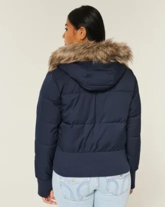 Chaqueta bomber acolchada con ribete de piel sintética