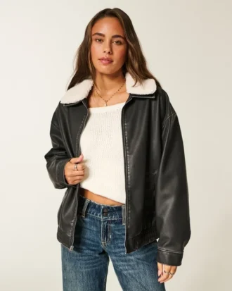 Chaqueta bomber de piel sintética con cuello de sherpa