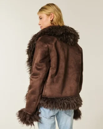 Chaqueta de piel sintética con forro de piel sintética