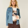 Chaqueta vaquera con ribete de pelo sintético