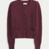 Hollister Cárdigan cómodo con bolsillos en forma de lazo