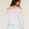 Jersey cómodo con hombros descubiertos y cuello vuelto de Hollister