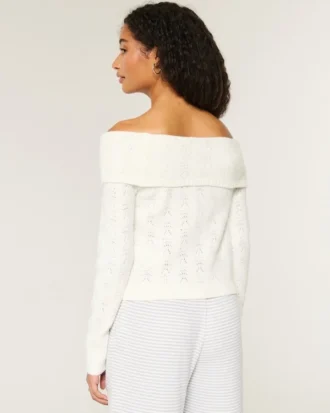 Jersey cómodo con hombros descubiertos y punto nuboso de Hollister