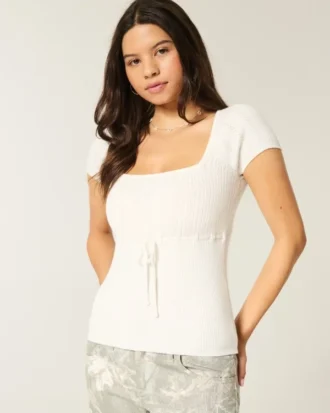 Jersey de manga corta y cuello cuadrado