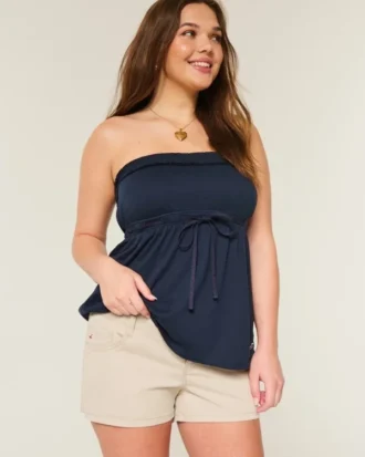 Mini pantalones cortos de sarga caqui de talle ultra bajo