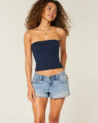 Mini shorts vaqueros bordados de talle ultra bajo