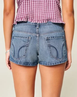 Mini shorts vaqueros desgastados de talle ultra bajo y lavado medio