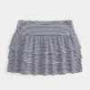 Minifalda pantalón con volantes de punto