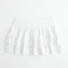 Minifalda pantalón de punto con volantes