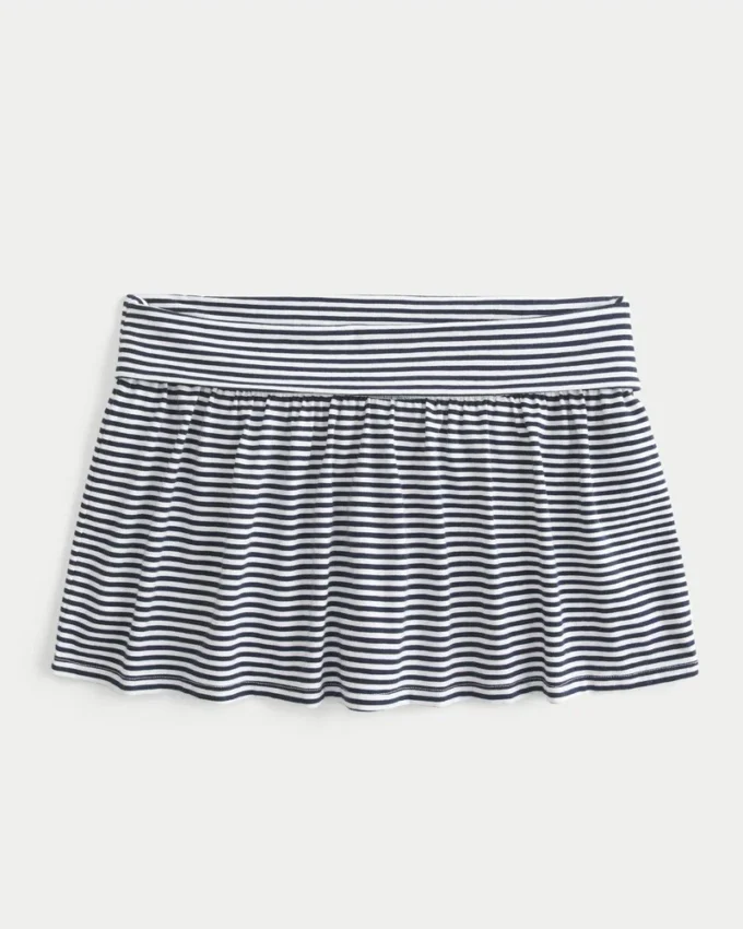 Minifalda pantalón de punto con vuelta