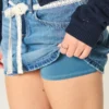 Minifalda pantalón vaquera con lazo de encaje