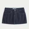Minifalda pantalón vaquera de talle bajo y lavado oscuro