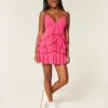 Minivestido babydoll con cuello en V y volantes Minivestido babydoll con cuello en V y volantes