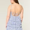 Minivestido babydoll con cuello en V y volantes