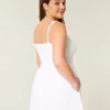 Minivestido con botones en la parte delantera