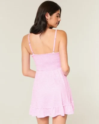 Minivestido de punto con lazo delantero