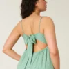 Minivestido lencero con detalles de encaje