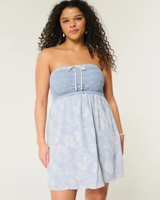 Minivestido sin tirantes estilo crochet