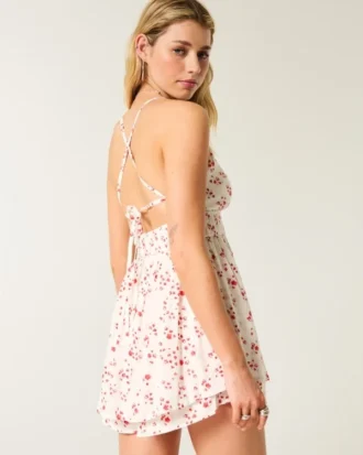 Mono babydoll con espalda abierta