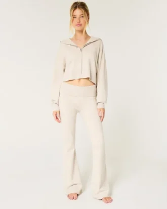 Pantalones acampanados con cintura doblada y tejido de punto de Gilly Hicks
